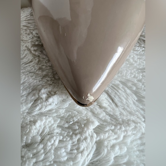 Bandolino Nude Heels - Picture 2 of 16